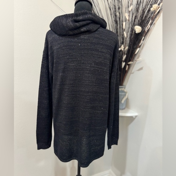 À La Carte's Versatile Black Cowl Neck Sweater size Medium - Picture 7 of 11